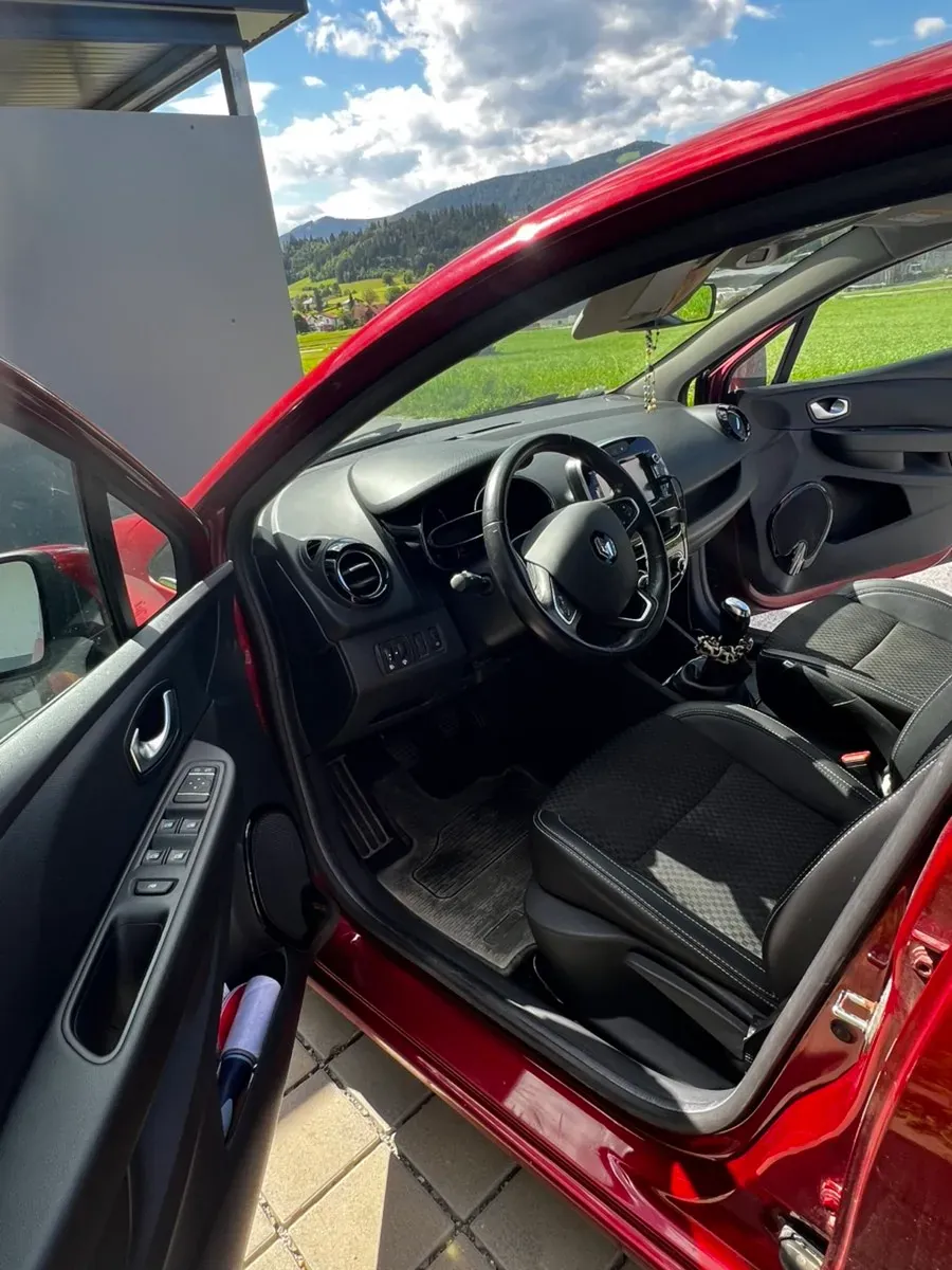 Renault Clio 2017 photo 3