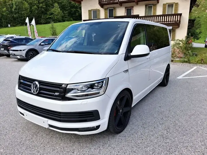 Volkswagen Multivan 2016 photo 3