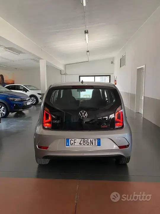 Volkswagen Up 2021 photo 2