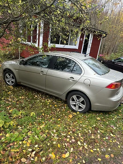 Mitsubishi Lancer