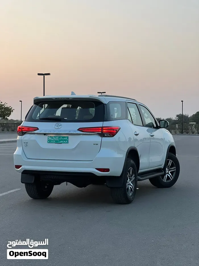 Toyota Fortuner 2026 photo 4