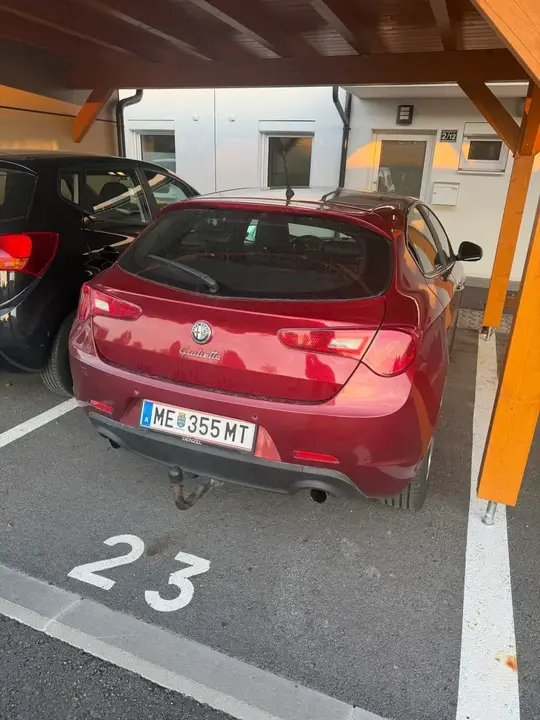 Alfa Romeo Giulietta 2010 photo 3