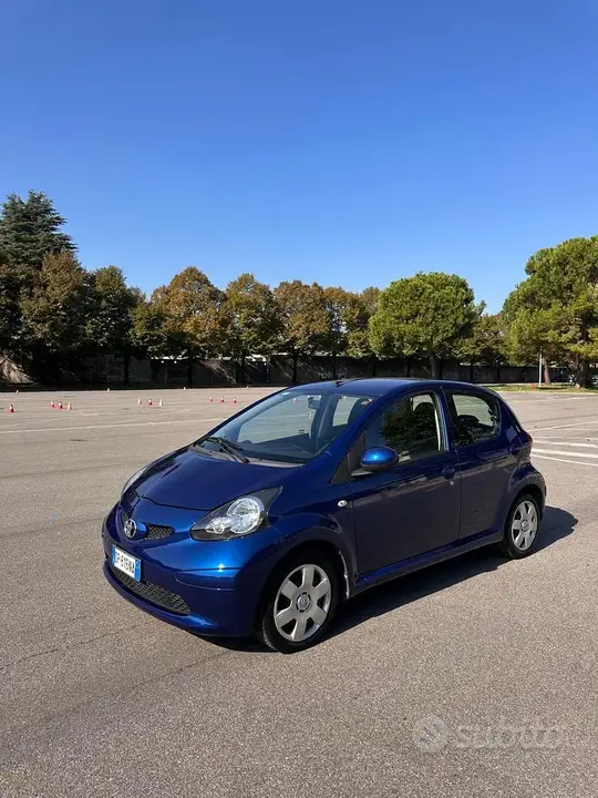 Toyota Aygo 2008 photo 2