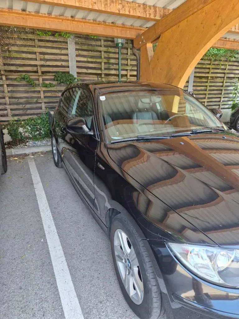 BMW 1 Series 2010 photo 3