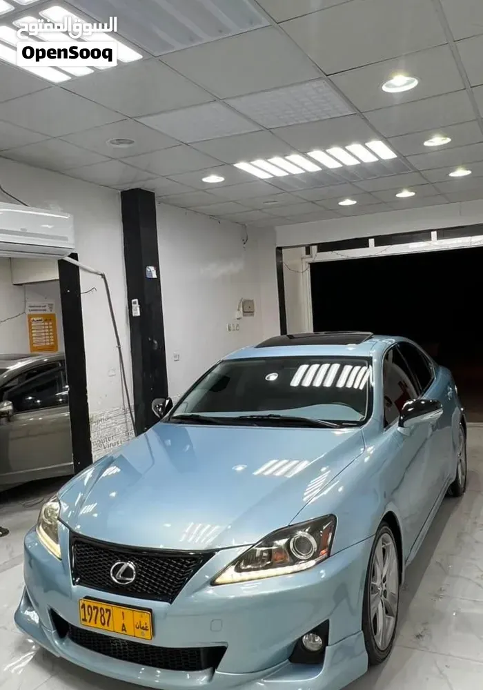 Lexus Is 250 2012 photo 4