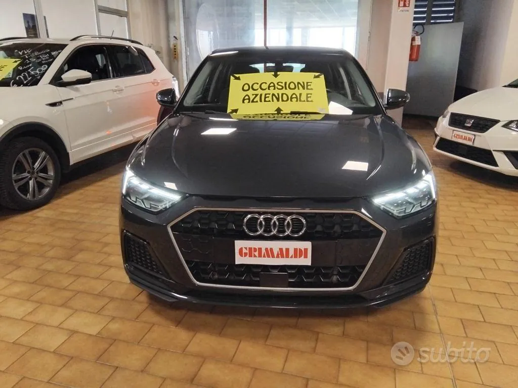 Audi A1 2022 photo 2