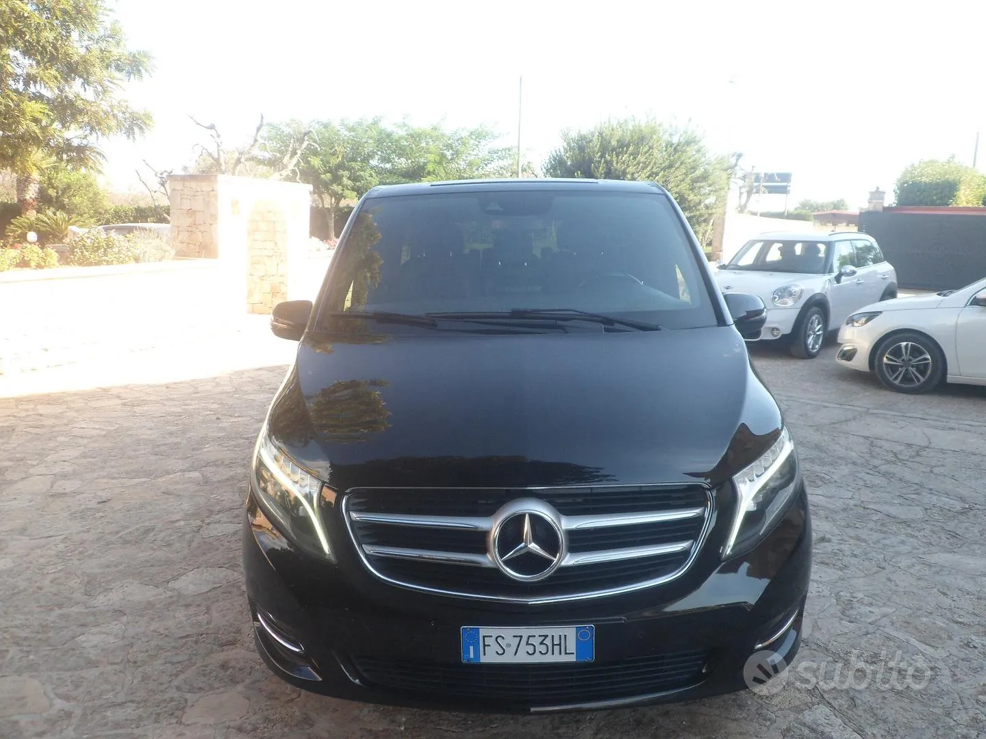 Mercedes-Benz V-Class 2019 photo 2