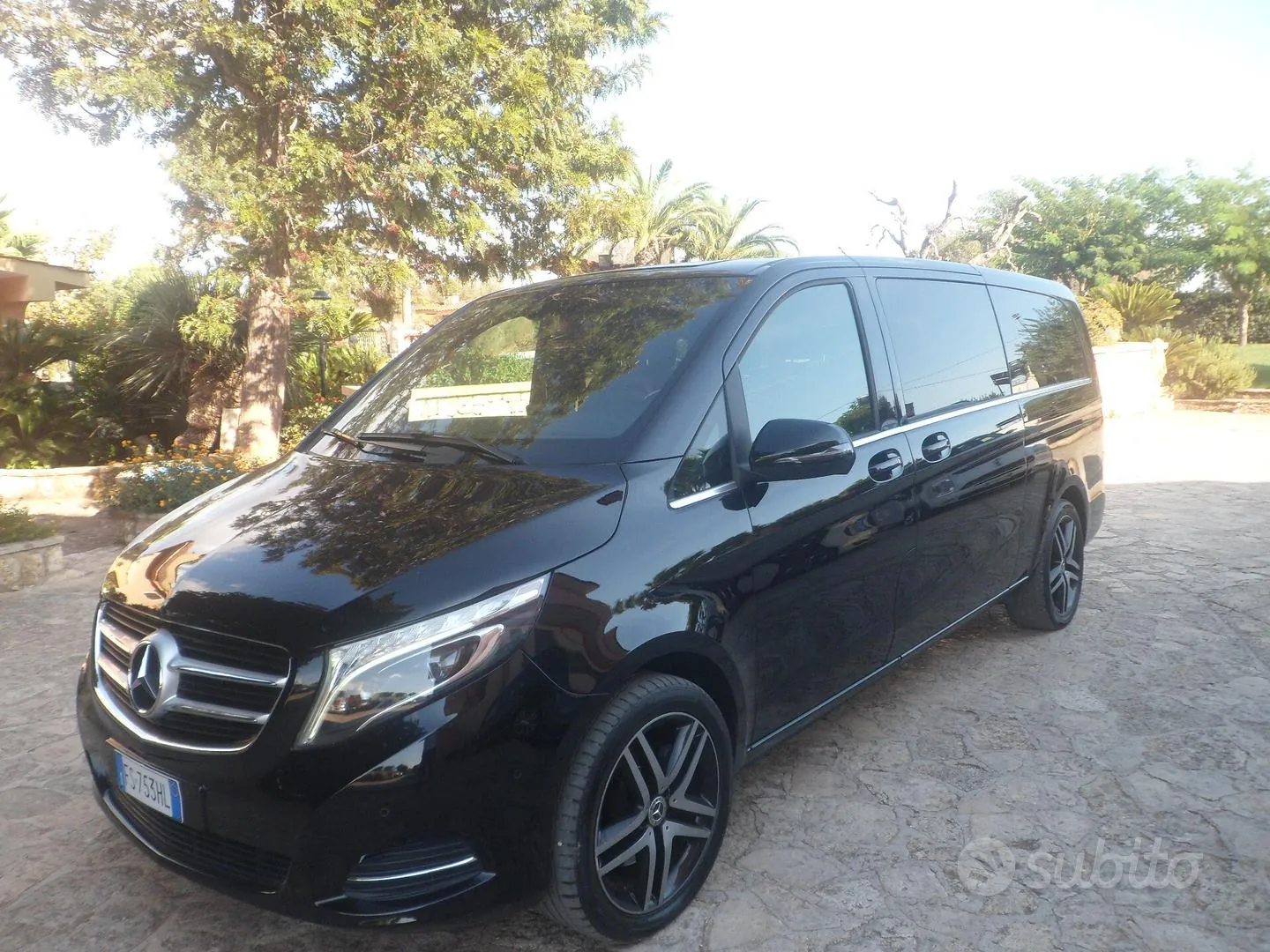 Mercedes-Benz V-Class
