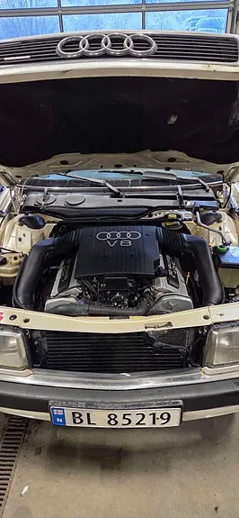 Audi 100
