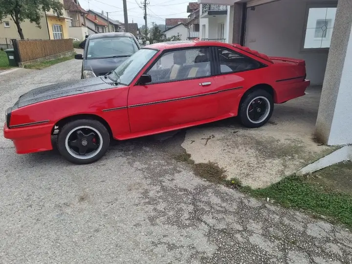 Opel Manta 1980 photo 2