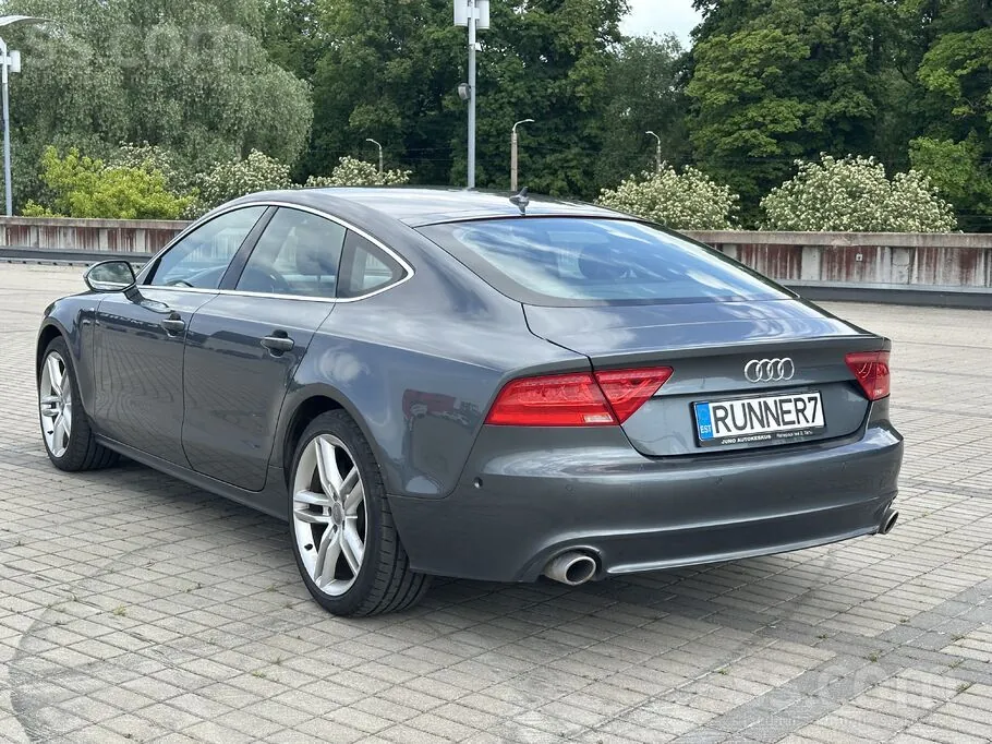Audi A7 2011 photo 4