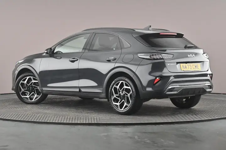 Kia Xceed 2023 photo 2