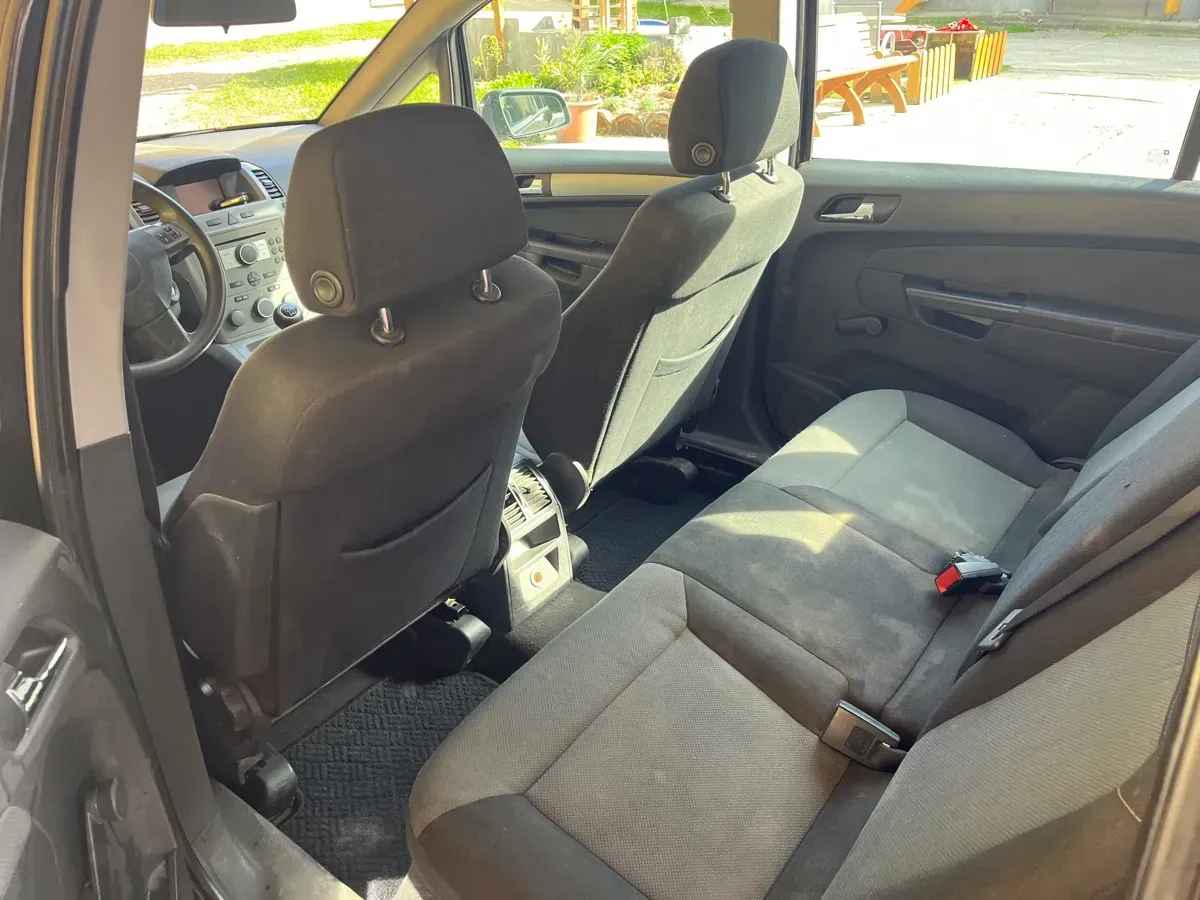 Opel Zafira 2006 photo 3