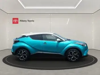 Toyota C-Hr 2018 photo 3