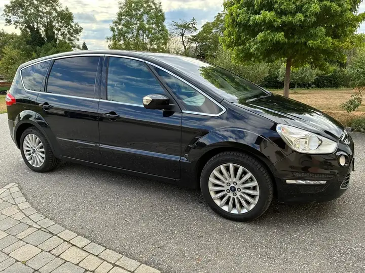 Ford S-Max 2014 photo 2