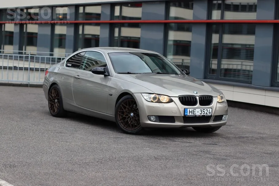 BMW 325I