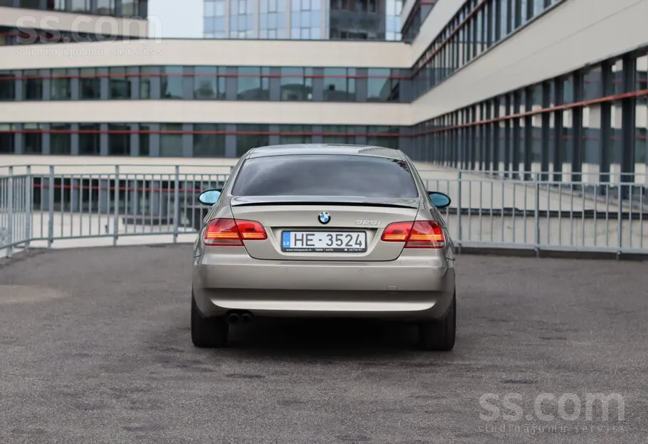 BMW 325I 2008 photo 5