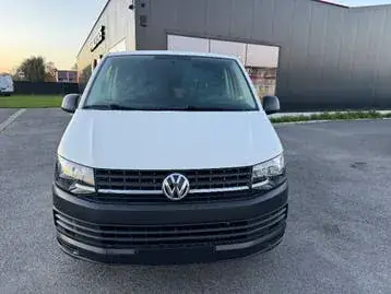 Volkswagen Transporter 2019 photo 2