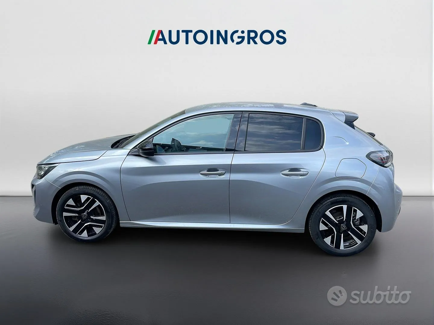 Peugeot 208 2024 photo 2