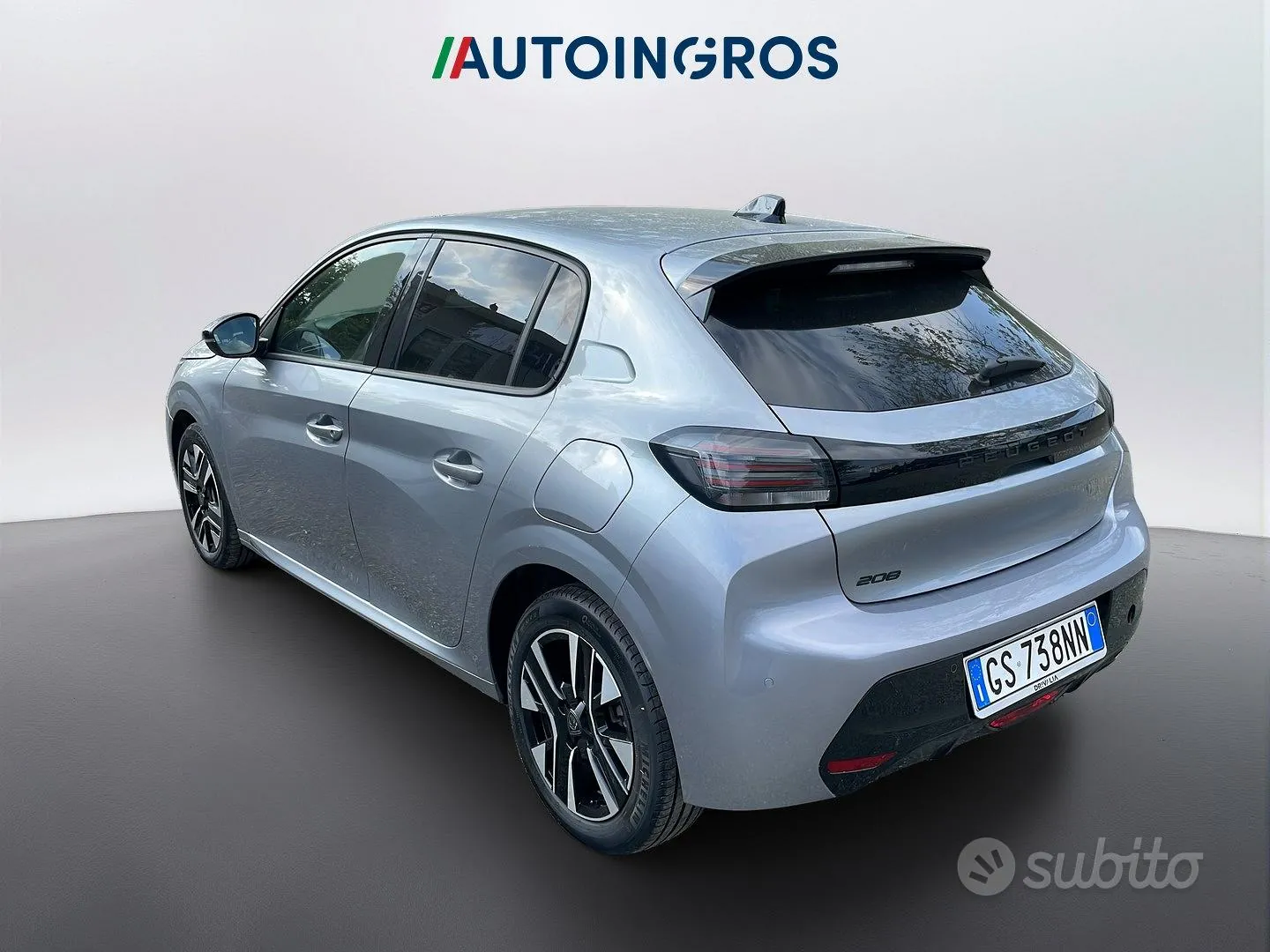 Peugeot 208 2024 photo 3