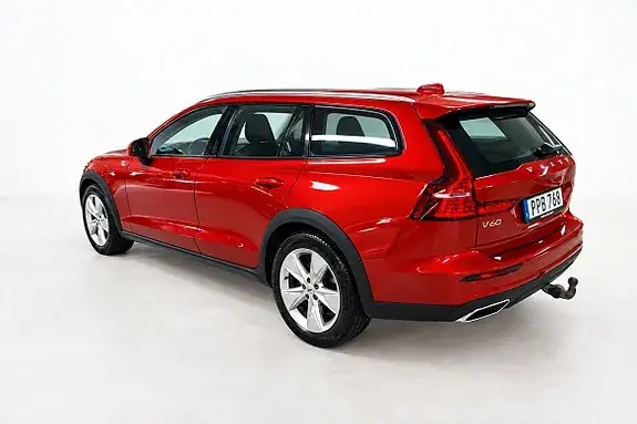 Volvo V60 Cross Country 2019 photo 3