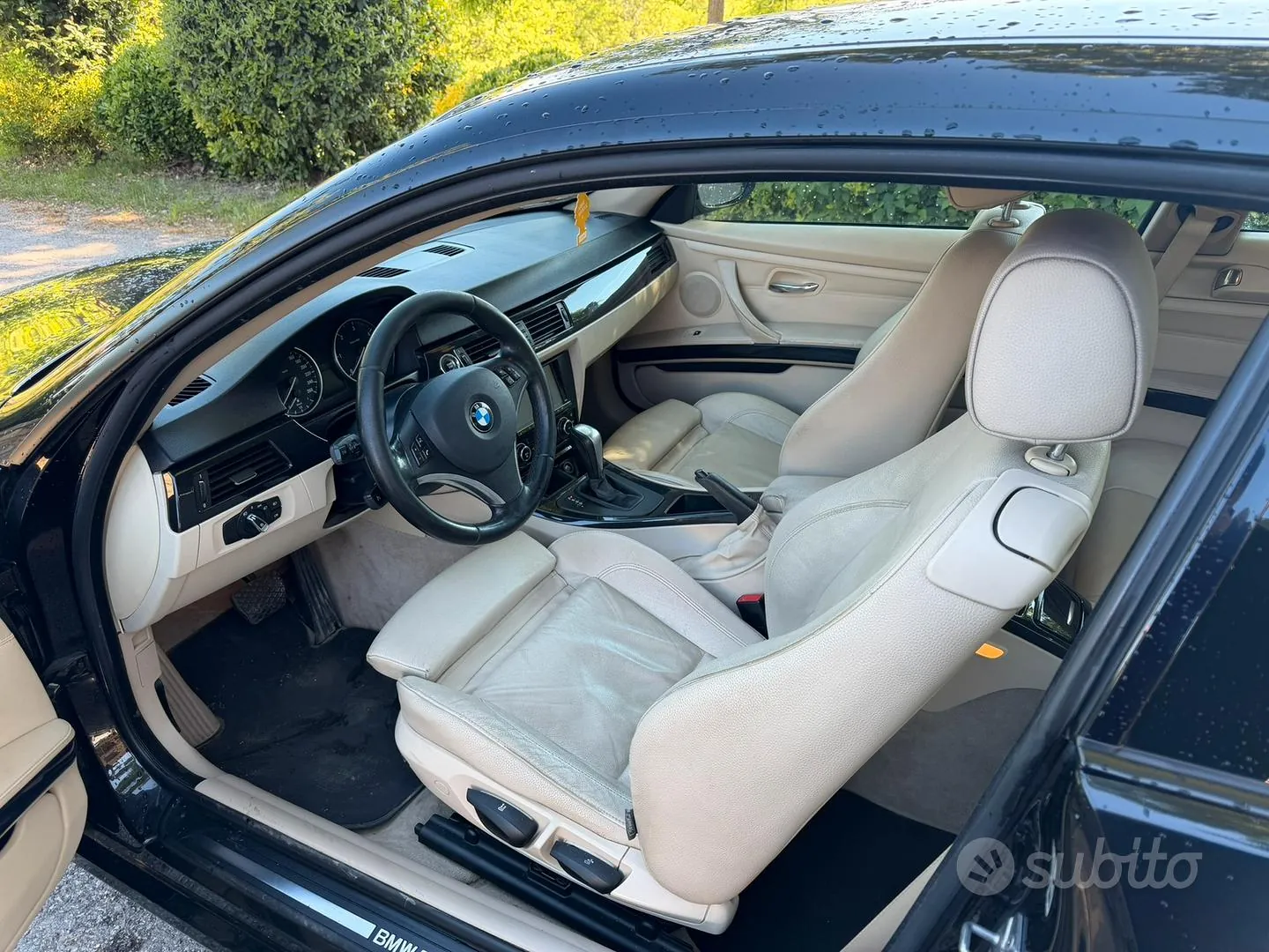 BMW 3 Series 2011 photo 4