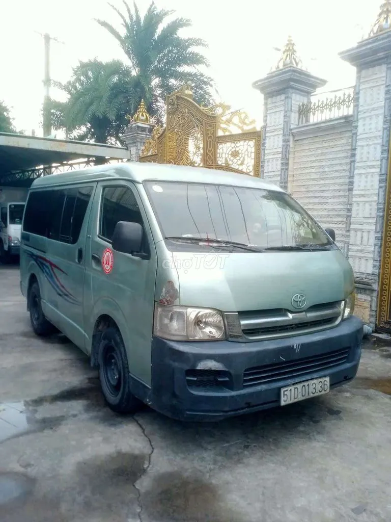 Toyota Hiace