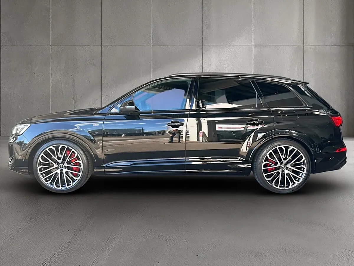 Audi Q7 2025 photo 3