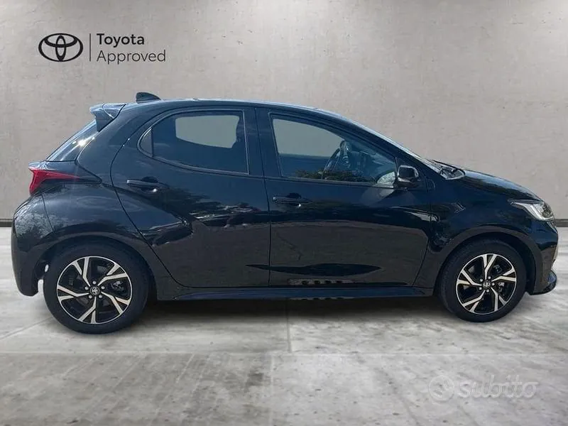 Toyota Yaris 2025 photo 4