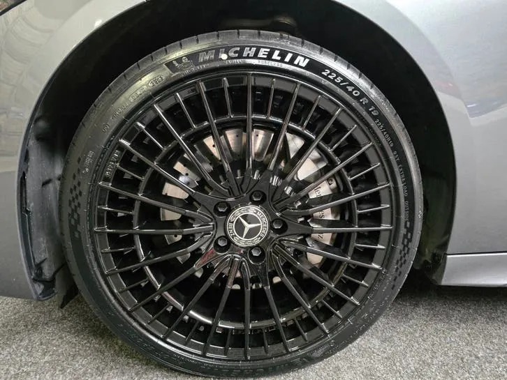 Mercedes-Benz C-Class 2022 photo 2