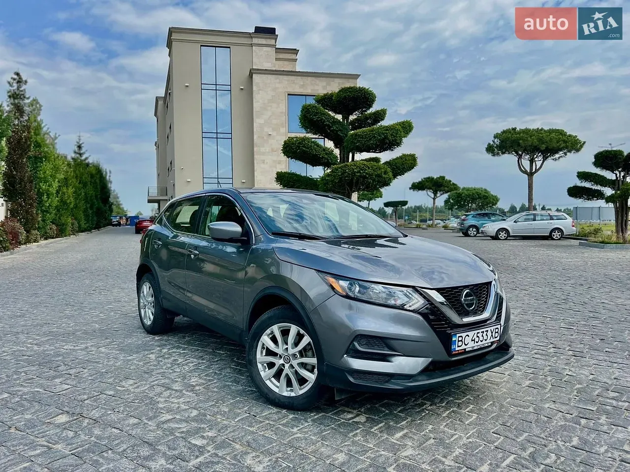 Nissan Rogue Sport 2020 photo 2