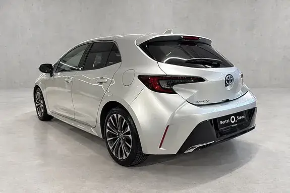 Toyota Corolla 2023 photo 3