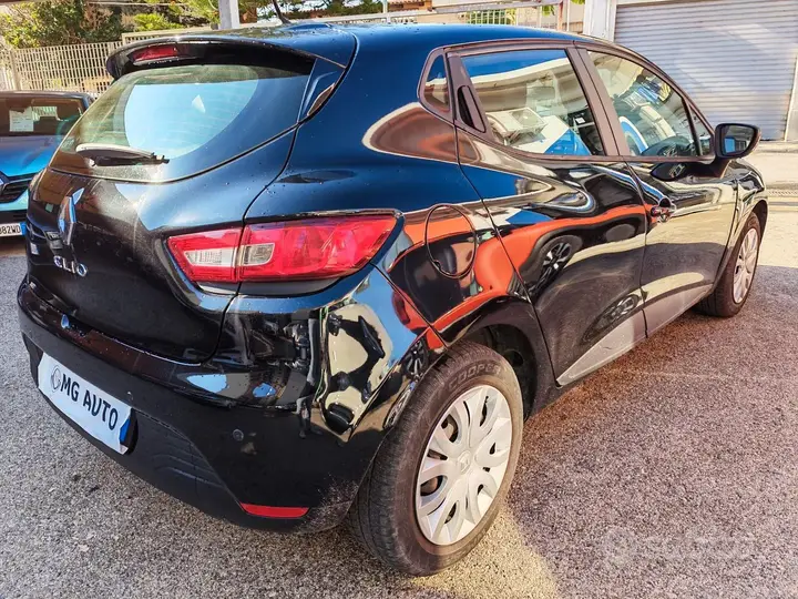 Renault Clio 2014 photo 3