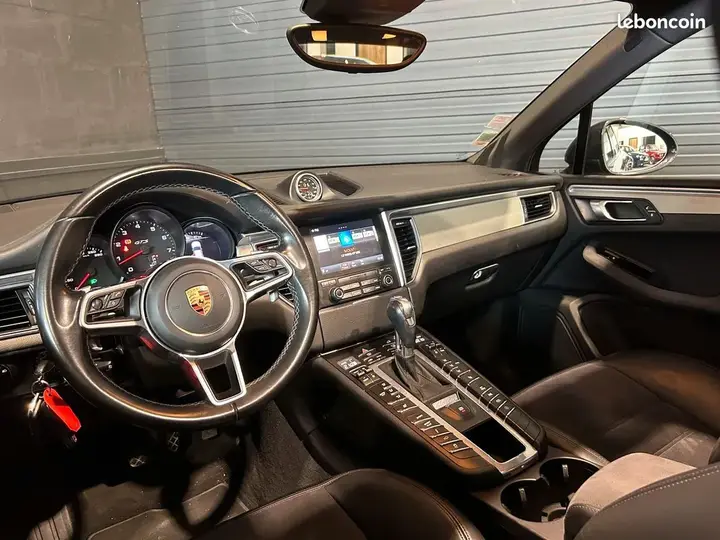 Porsche Macan 2017 photo 2