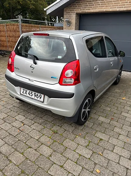 Nissan Pixo 2009 photo 2