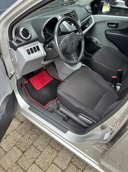 Nissan Pixo 2009 photo 3