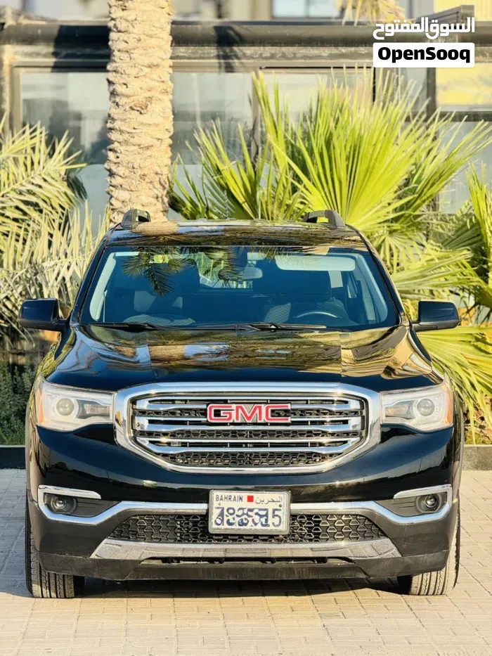 GMC Acadia 2017 photo 2