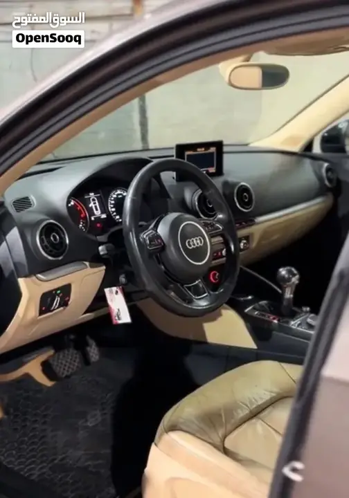 Audi Q3 2012 photo 5
