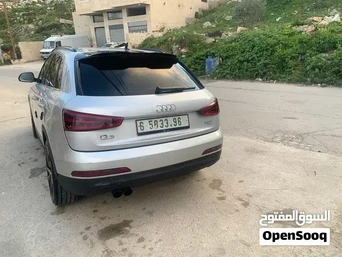 Audi Q3 2012 photo 3