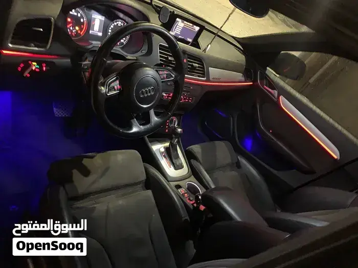 Audi Q3 2012 photo 4