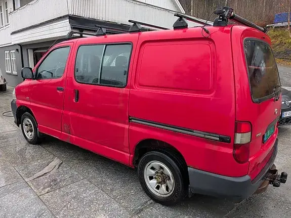 Toyota Hiace 2008 photo 3