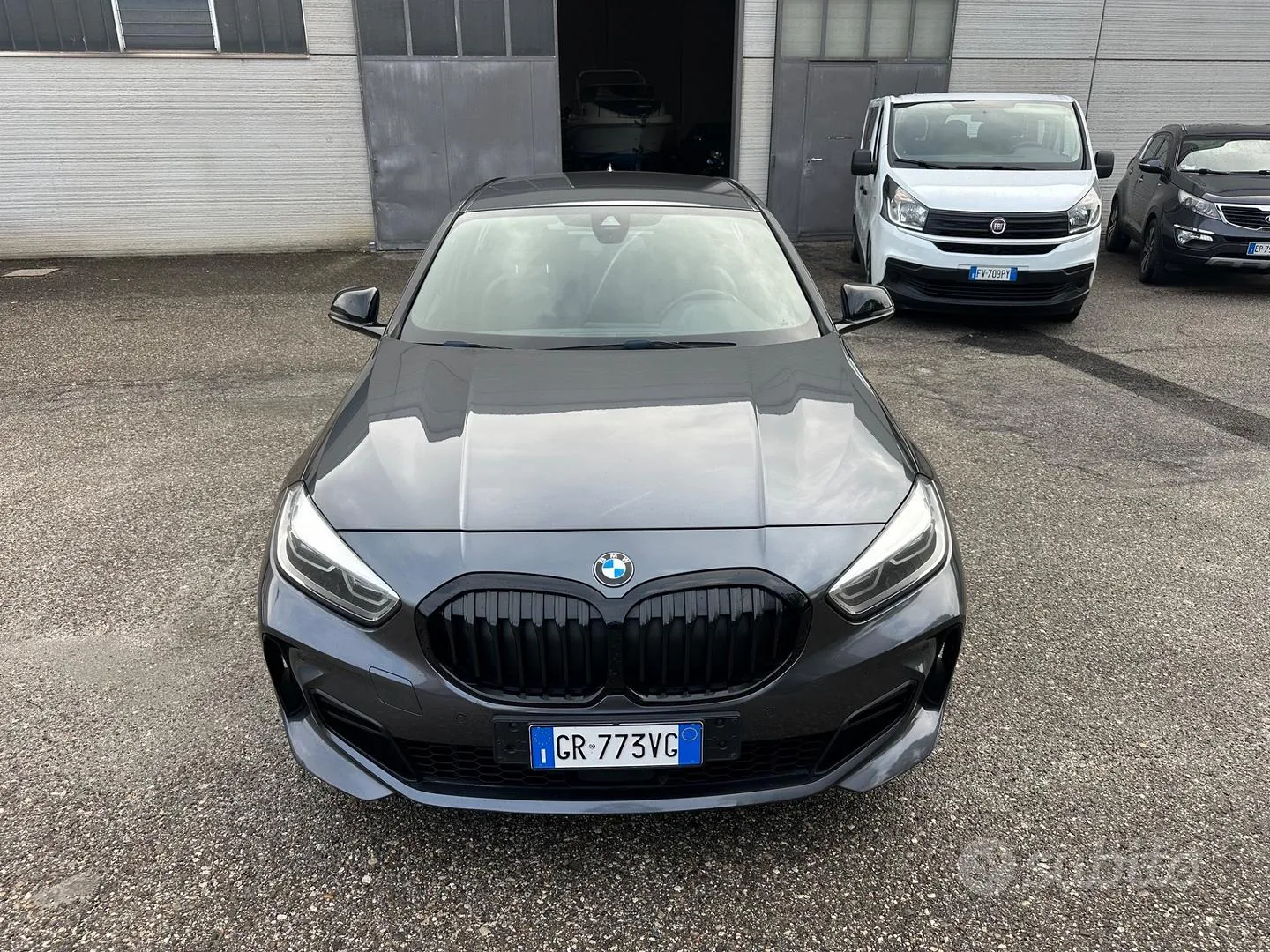BMW 1 Series 2020 photo 2