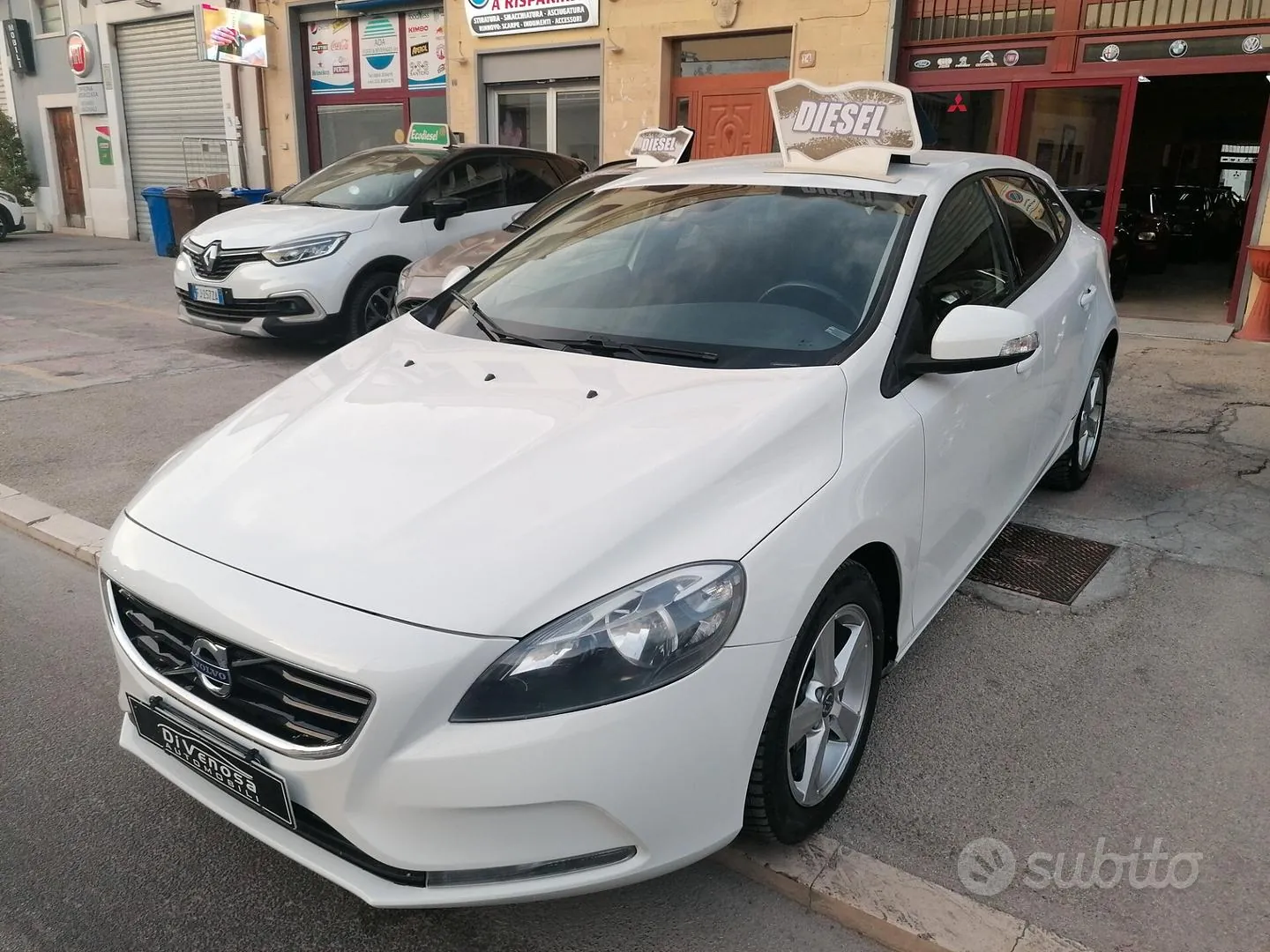 Volvo V40 2015 photo 2