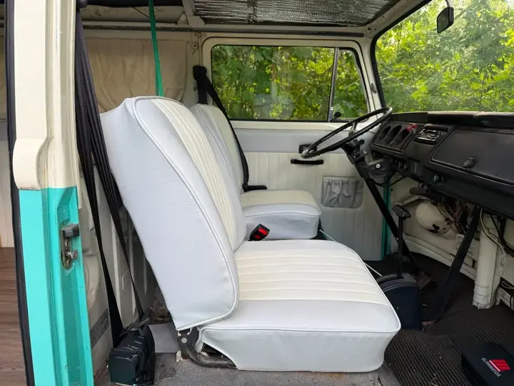 Volkswagen Bus 1973 photo 4
