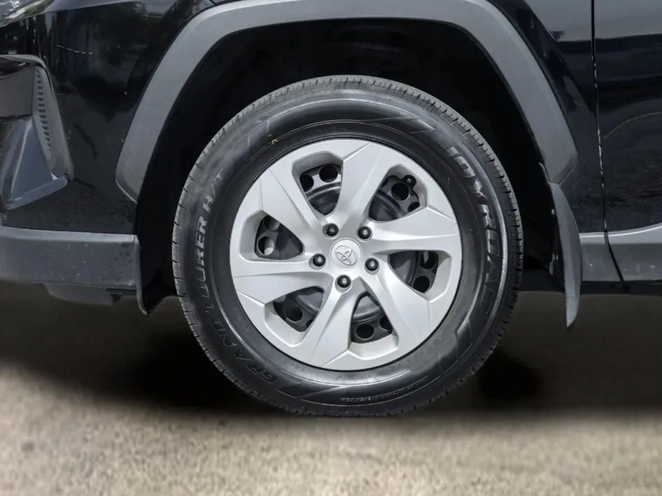 Toyota Rav4 2025 photo 4