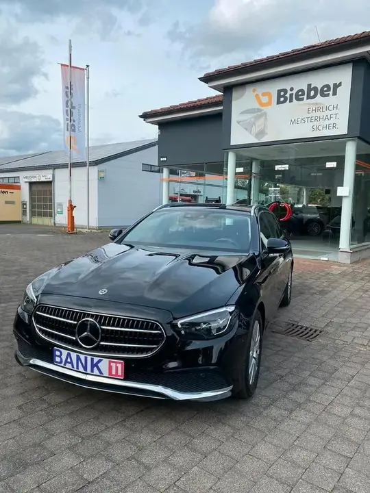 Mercedes-Benz E 220