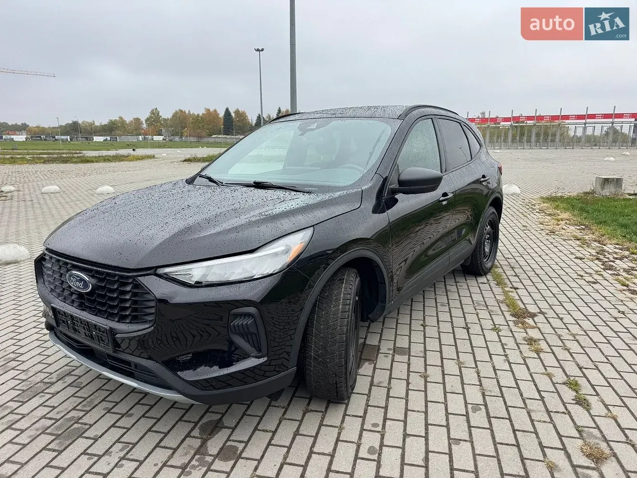 Ford Escape 2024 photo 2