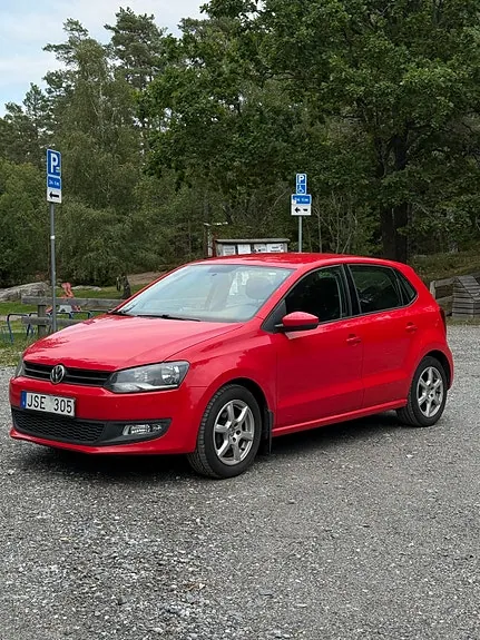 Volkswagen Polo 2011 photo 2
