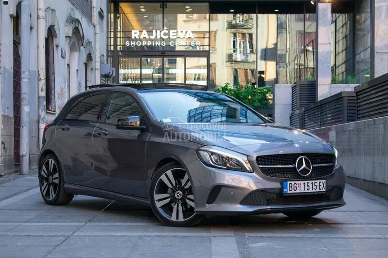 Mercedes-Benz A 200 2016 photo 3