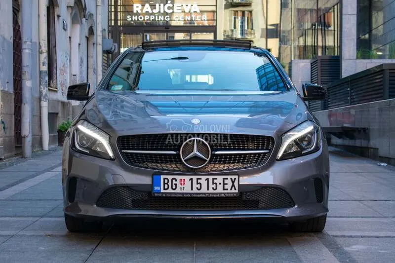 Mercedes-Benz A 200 2016 photo 2